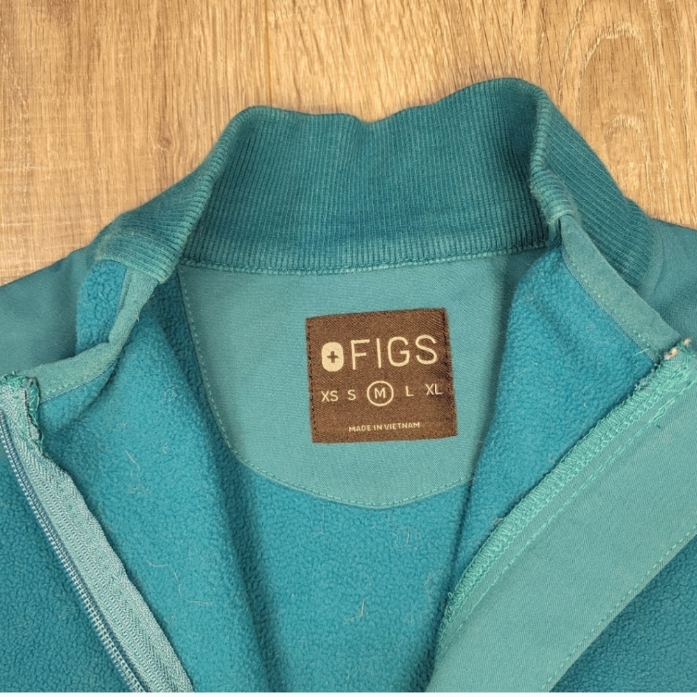 FIGS On Shift Fleece Jacket in Caribbean Blue - Picture 2 of 5